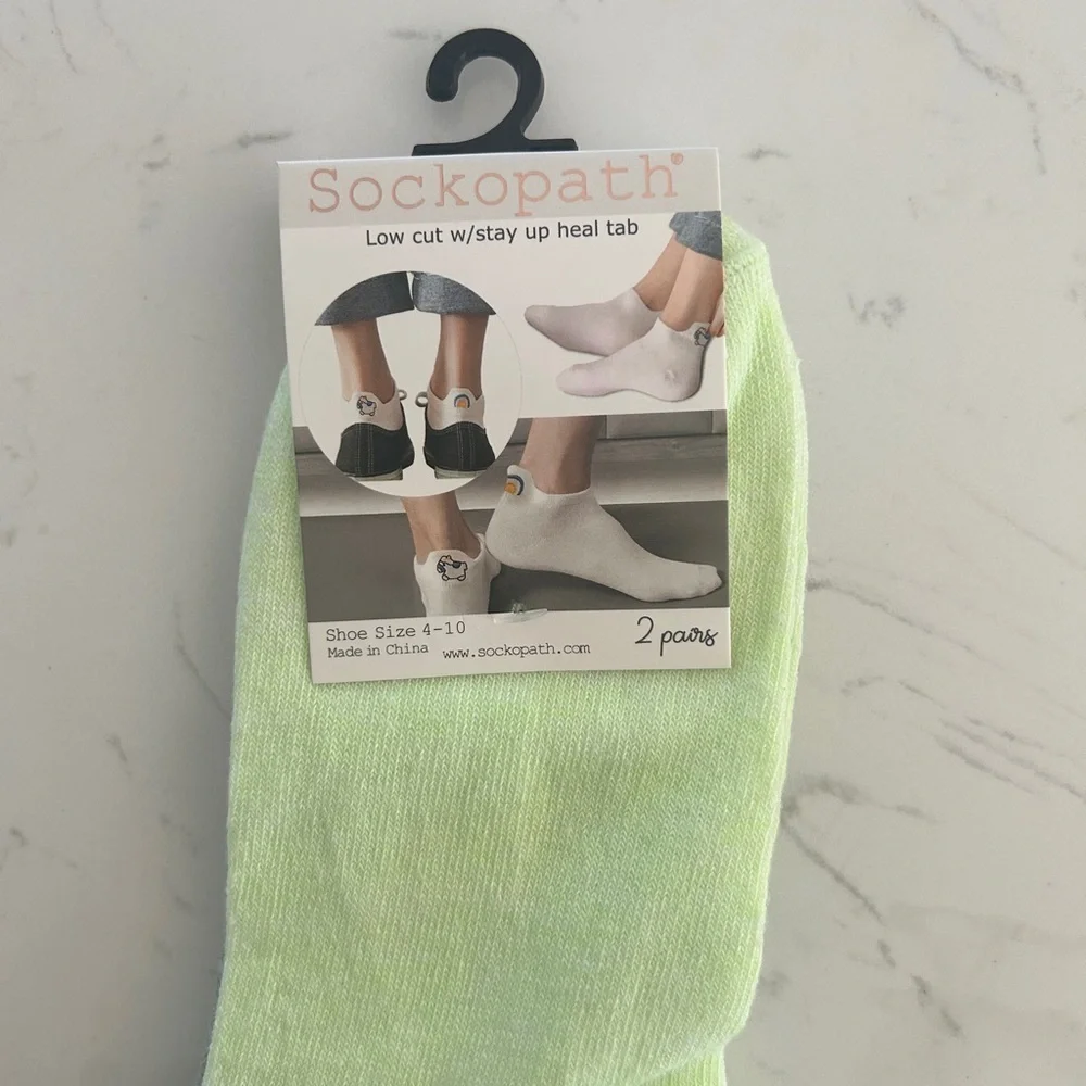 Sockopath Low-Cut Socks with Fun Embroidered Faces (2 Pairs), Size:4-10- NWT